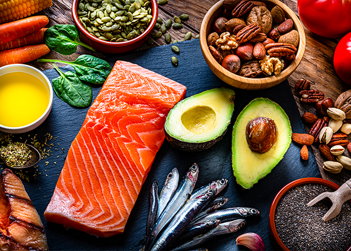 a imagem mostra alimentos que contém gorduras saudáveis e que são recomendados para pacientes com balão spatz
