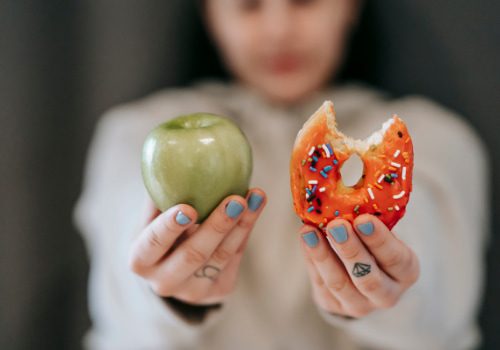 Cómo reducir los antojos dulces por la noche